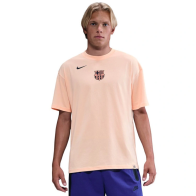 Nike FC Barcelona Fanswear 2025‑26 – Camiseta Crimson Tint
