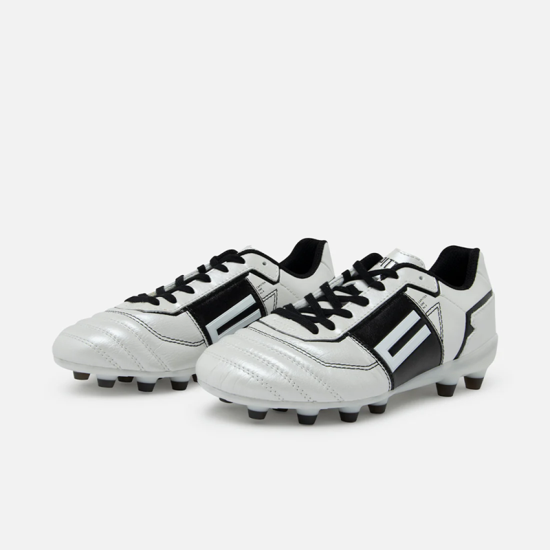 CAPITTEN JR. ONE BLACK Capitten - Feeberse